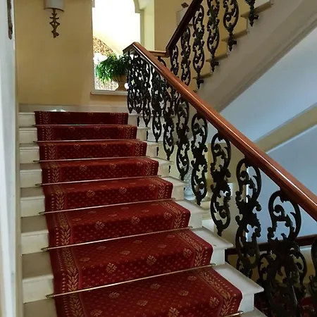 Paradiso Dell'etna Hotel