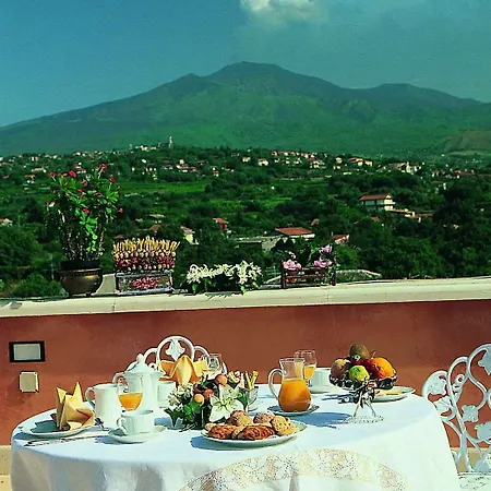Paradiso Dell'etna Hotel