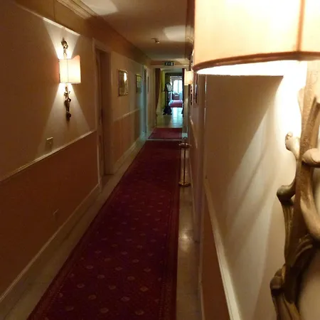 Hotel Paradiso Dell'etna 4*