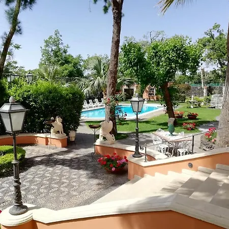 Paradiso Dell'etna Hotel