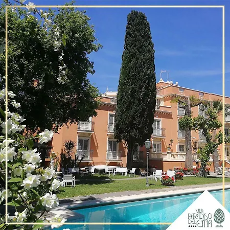 Paradiso Dell'etna Hotel 4*